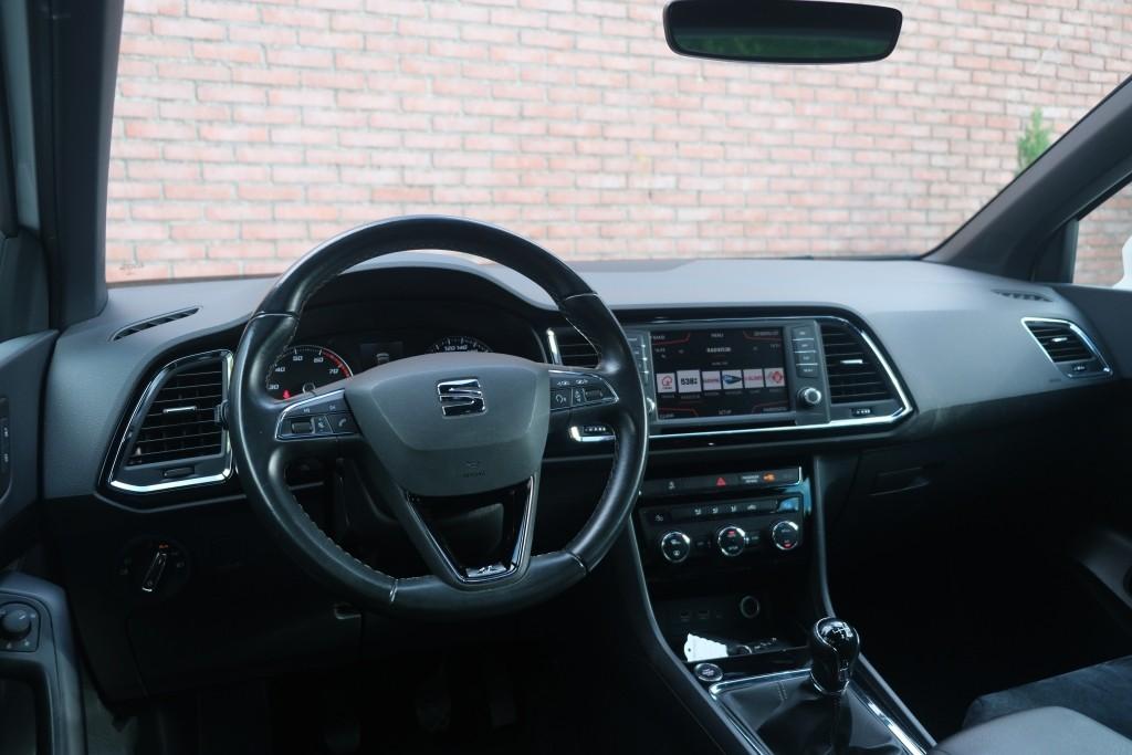 SEAT Ateca 1.4 TSi 150pk Xcellence - Camera - Alcantara - Navigatiesysteem - Apple CarPlay - Keyless - LED koplampen - Climate control - Cruise - Trekhaak afbeelding 14