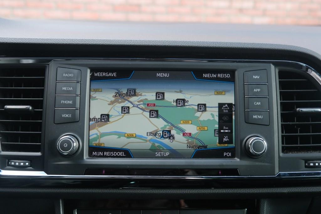 SEAT Ateca 1.4 TSi 150pk Xcellence - Camera - Alcantara - Navigatiesysteem - Apple CarPlay - Keyless - LED koplampen - Climate control - Cruise - Trekhaak afbeelding 17