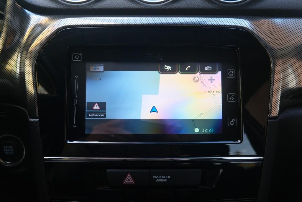 Suzuki Vitara 1.5 Hybrid Aut. Style - Panoramadak - Adaptieve cruise - Achteruitrijcamera - Dodehoekdetectie - Apple CarPlay - Navigatiesysteem - Keyless - Stoelverwarming - Parkeersensoren afbeelding 18