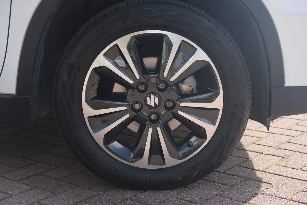 Suzuki Vitara 1.5 Hybrid Aut. Style - Panoramadak - Adaptieve cruise - Achteruitrijcamera - Dodehoekdetectie - Apple CarPlay - Navigatiesysteem - Keyless - Stoelverwarming - Parkeersensoren afbeelding 30