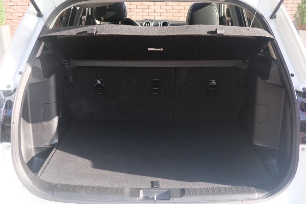 Suzuki Vitara 1.5 Hybrid Aut. Style - Panoramadak - Adaptieve cruise - Achteruitrijcamera - Dodehoekdetectie - Apple CarPlay - Navigatiesysteem - Keyless - Stoelverwarming - Parkeersensoren afbeelding 33