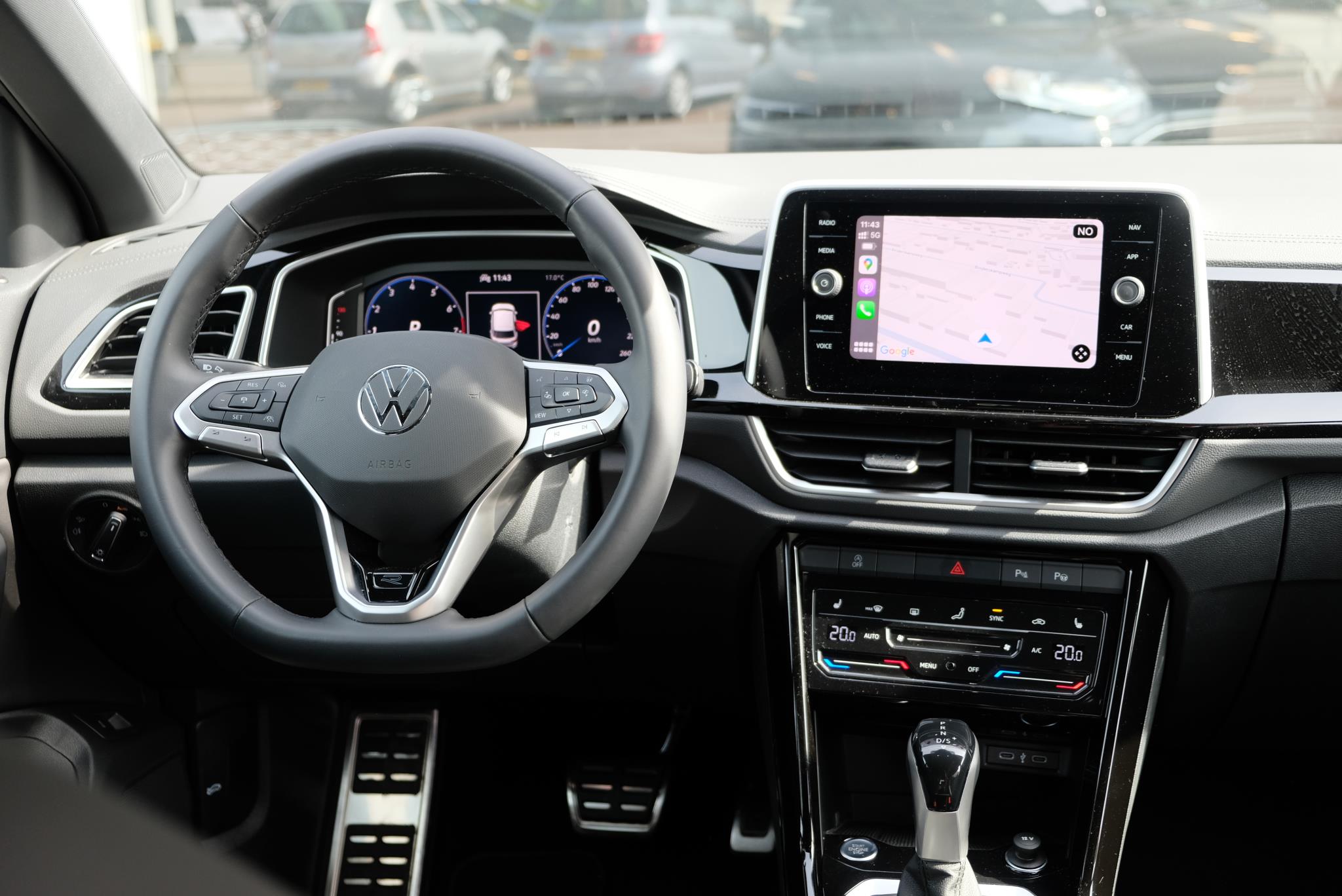 Volkswagen T-Roc 1.5 TSi 150pk DSG R-Line Business | App Connect | Trekhaak | Climate | Matrix LED | Adaptive Cruise | Elektrische Achterklep | Camera | 18" velgen afbeelding 6