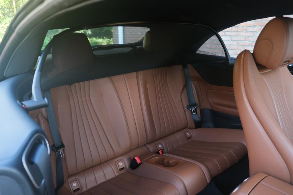Mercedes-Benz E-Klasse 200 197pk Aut. Cabrio AMG Line - Premium Plus pakket - 360° camera - Burmester audiosysteem - Distronic Plus - Airscarf - Stoelverwarming - Parkeersensoren - 19" AMG velgen afbeelding 4